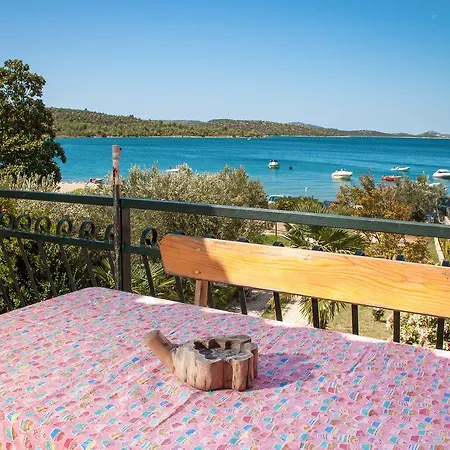 Guest house & Sinkic 3*