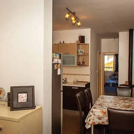 & Sinkic Guest house Pirovac